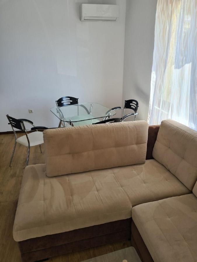 Sea Shore Apartment Свети Влас Екстериор снимка