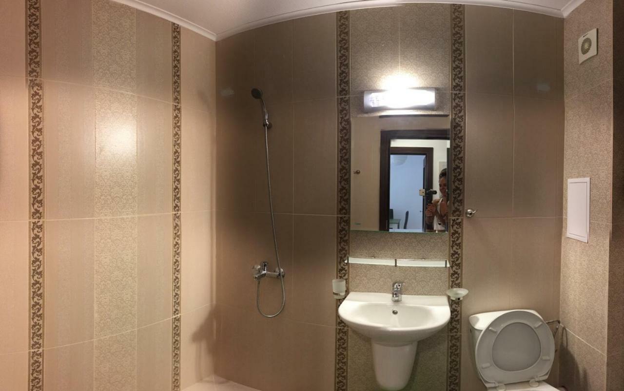 Sea Shore Apartment Свети Влас Екстериор снимка