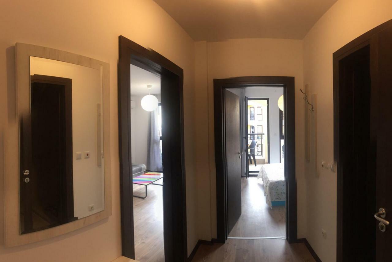 Sea Shore Apartment Свети Влас Екстериор снимка